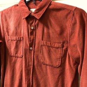 Corduroy shirt. Zara